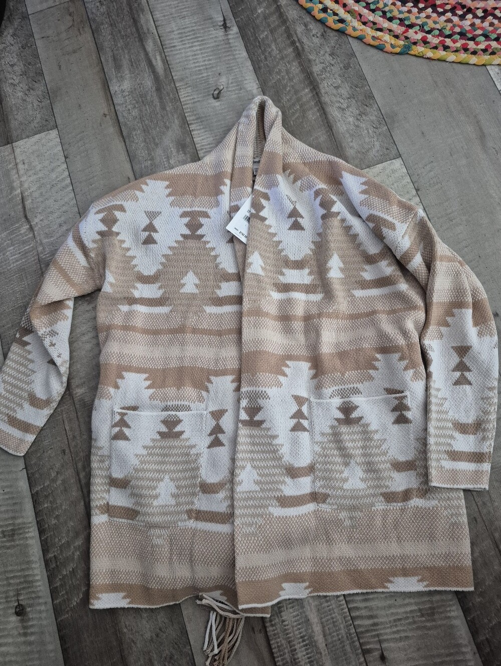 Splendid Knit Cierra Cardigan Sweater Belted Aztec Print Yellowstone Vibes L NWT - Picture 3 of 7